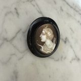 Cameo of Diana the huntress broach - Image 2