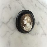 Cameo of Diana the huntress broach - Image 3